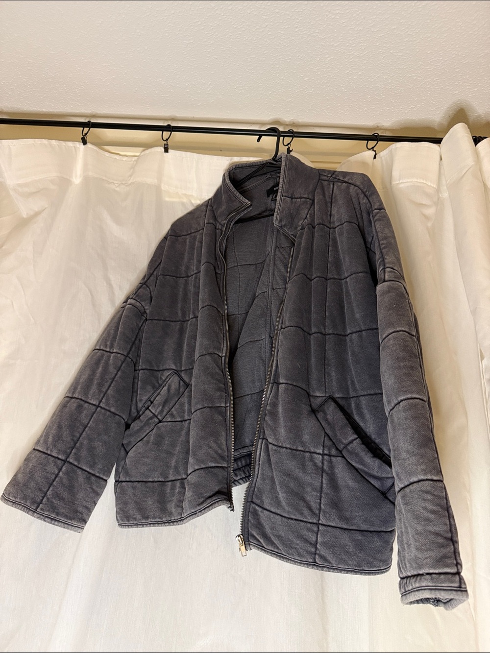 Forever 21 Quilted Plush Zip-Front Jacket - Charcoal